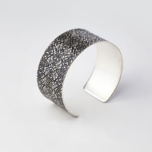 ‘Weave’ Silver and Black Patterned Cuff