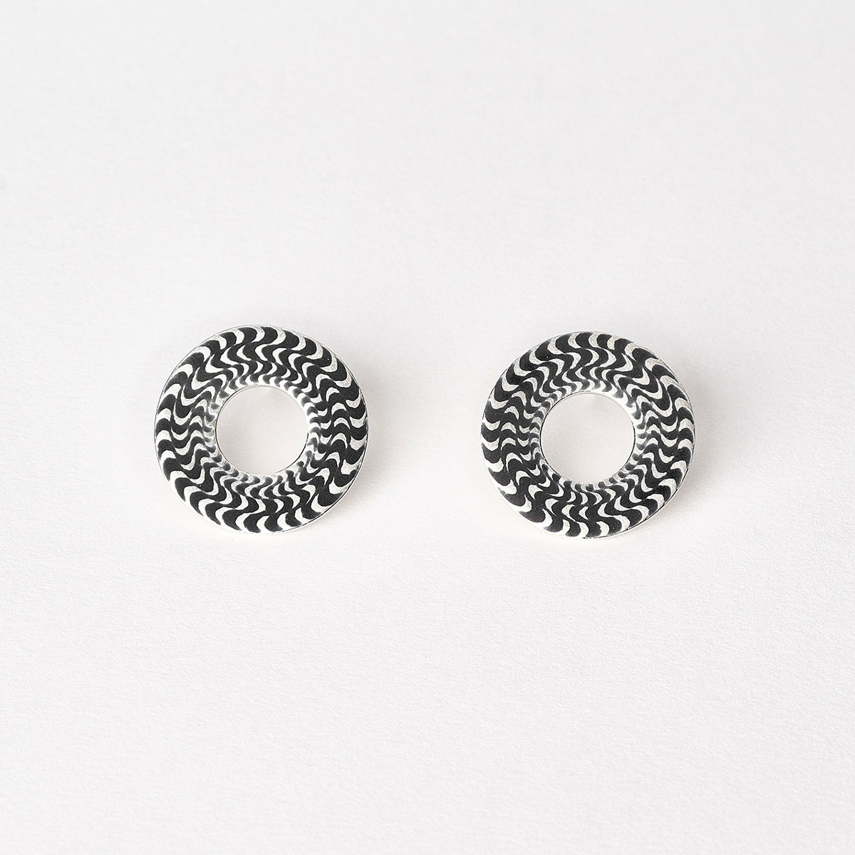‘Finesse’ Silver and Black Circular Earrings